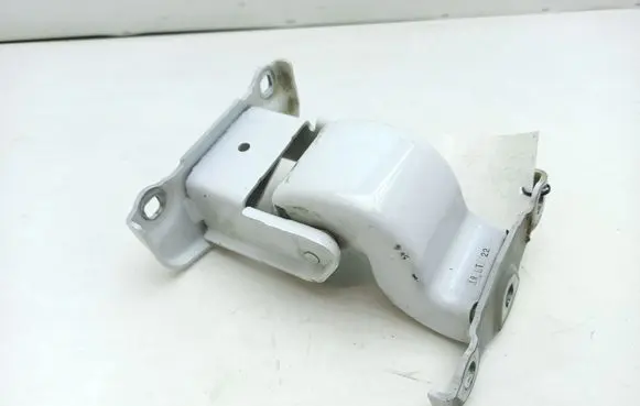 Rear door upper hinge