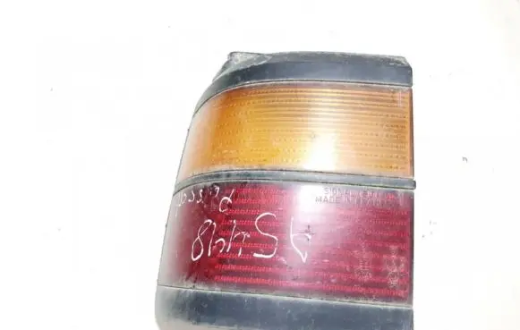 Volkswagen PASSAT B3 Rear/tail lights 333945111