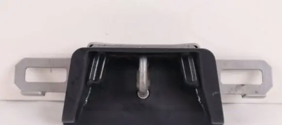 Volvo XC60 Tailgate lock loop/hook striker I31462585