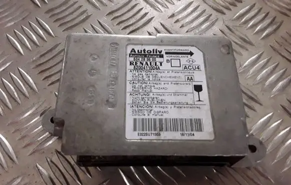Renault Megane II Airbag control unit/module 604289600 8200411004A