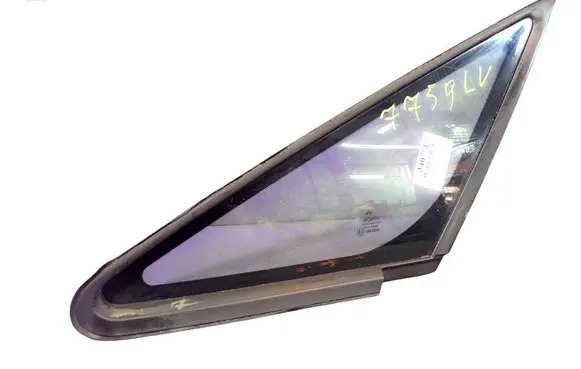 Mitsubishi Colt CZ3 Rear side window