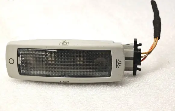 Volkswagen PASSAT B5 Rear seat light 3B0947291