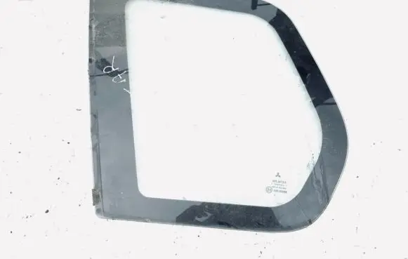 Mitsubishi Space Star Rear side window