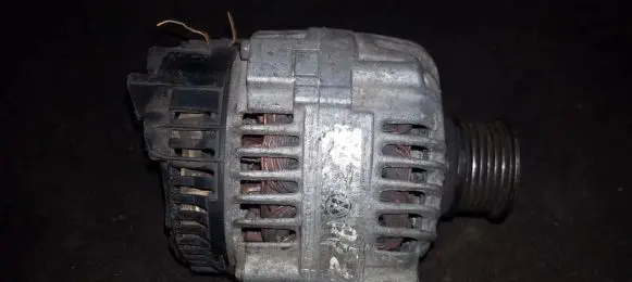 Volkswagen PASSAT B4 Generator/alternator valeo