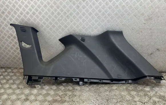 SsangYong Rexton (D)pillar trim (top) 7742036000