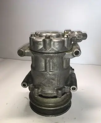 Nissan Juke I F15 Air conditioning (A/C) compressor (pump) 8200953359A SD6V12