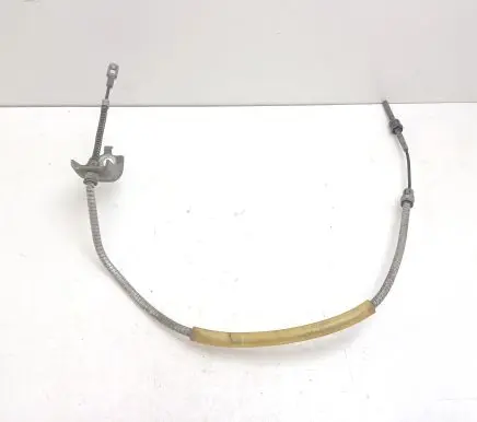Handbrake/parking brake wiring cable