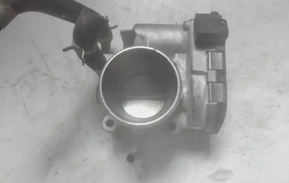 KIA Ceed Throttle valve 028075073