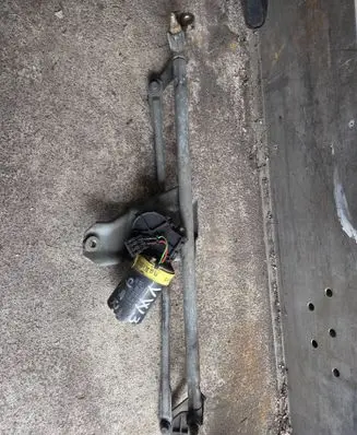 Volkswagen Golf III Wiper motor 1H1955113A