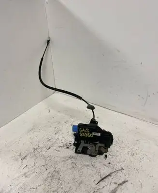 Volkswagen Touran I Rear door lock 7L0839015D