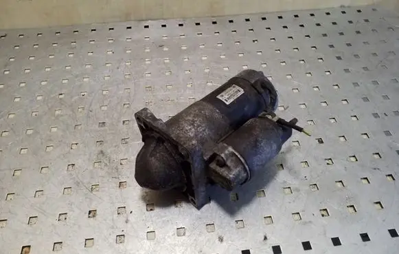 Opel Insignia A Starter motor 55352882 M001T30172