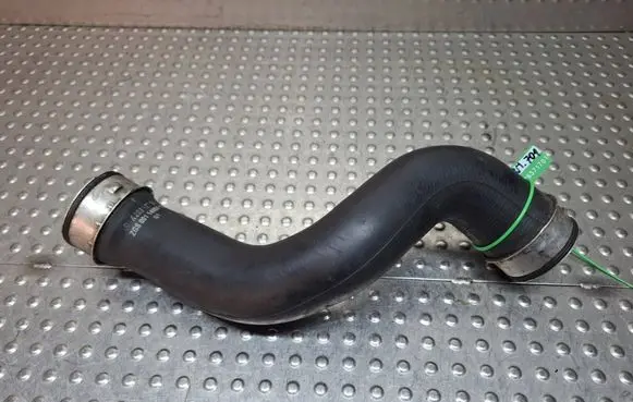 Mercedes-Benz C W203 Intercooler hose/pipe S26371701 A2035281282