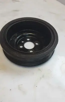 Volkswagen Touran I Crankshaft pulley 03G105243