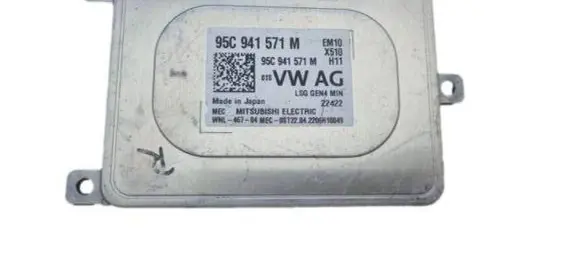 Porsche Macan (95B) Voltage converter/converter module 95C941571M