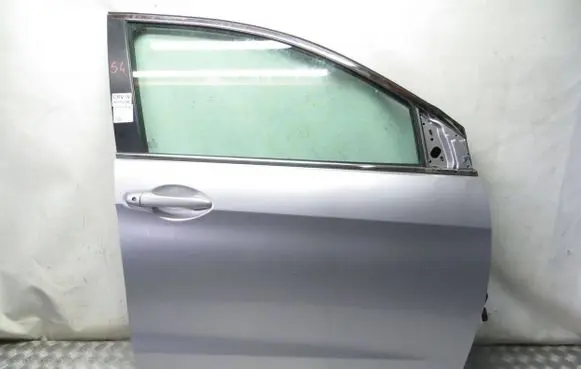 Honda CR-V Front door