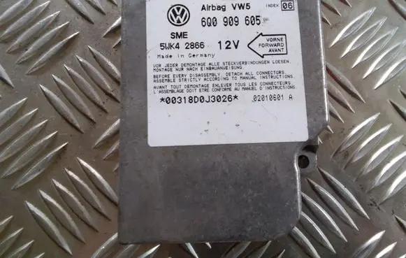 Skoda Octavia Mk1 (1U) Airbag control unit/module 6Q0909605 5WK42866