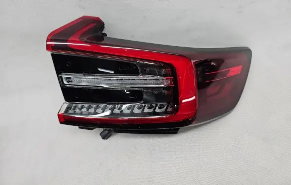 Volvo C40 Rear/tail lights 32365667
