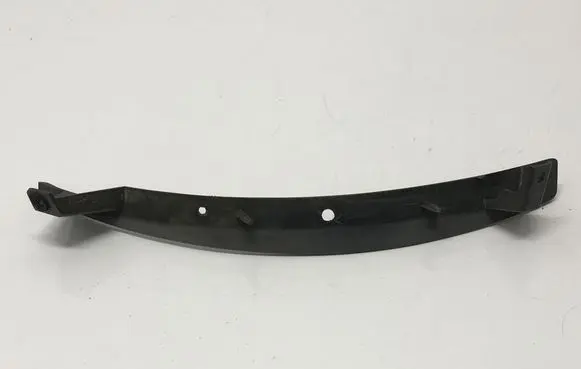 Rear bumper trim bar molding