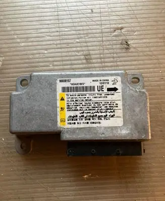 Chevrolet Captiva Airbag control unit/module 96838157