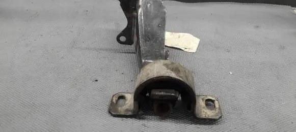 Renault Twingo I Gearbox mount 7700411950