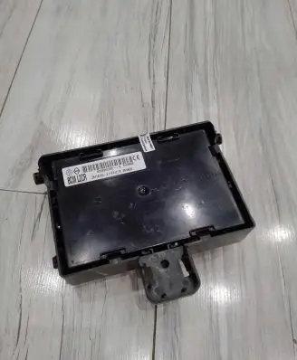 Renault Clio III Other control units/modules 8200652285--B