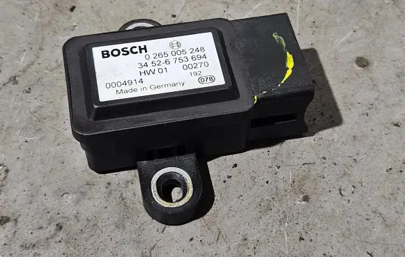 BMW 7 E38 ESP acceleration yaw rate sensor 34526753694 0004914 0265005248