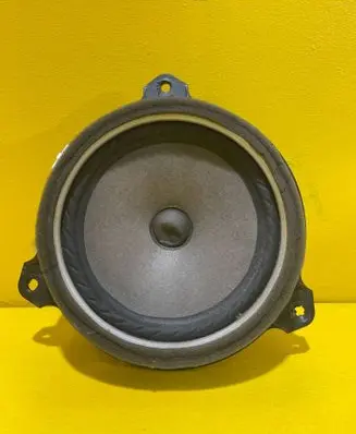 Toyota Corolla Verso AR10 Subwoofer speaker 86160-0D180