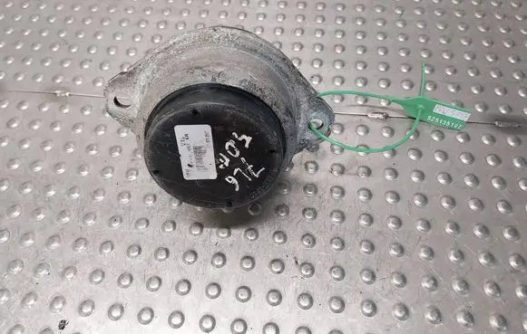 Volkswagen Touareg I Engine mount vacuum valve 7L6199131