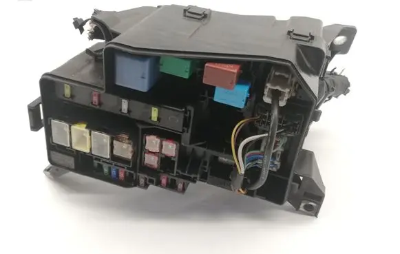 Toyota RAV 4 (XA20) Fuse box set 8266242180