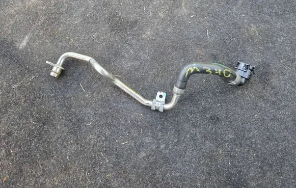 BMW 4 G22 G23 G24 G26 Coolant pipe/hose 8650087