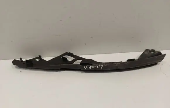 Volvo V50 Front bumper mounting bracket 30744957