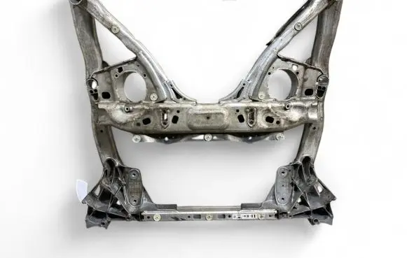 BMW 5 G30 G31 Front subframe 6861106