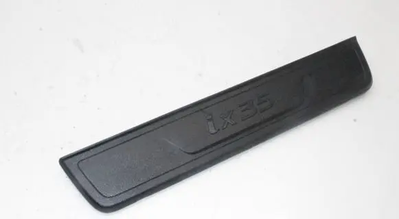 Hyundai ix35 Front sill trim cover 858832Y100