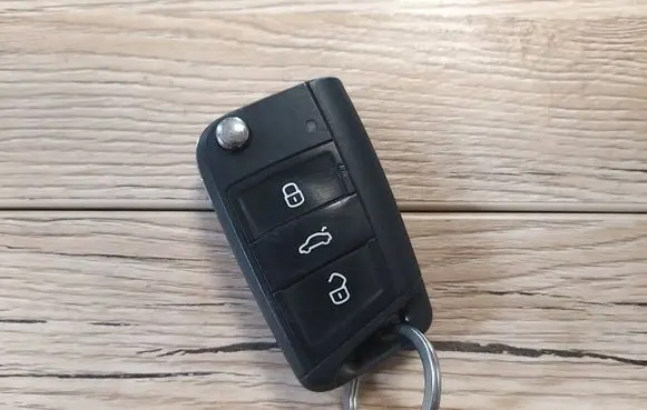 Seat Leon (5F) Ignition key/card 575959752