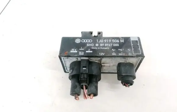 Volkswagen Polo IV 9N3 Coolant fan relay 1J0919506M 898967000