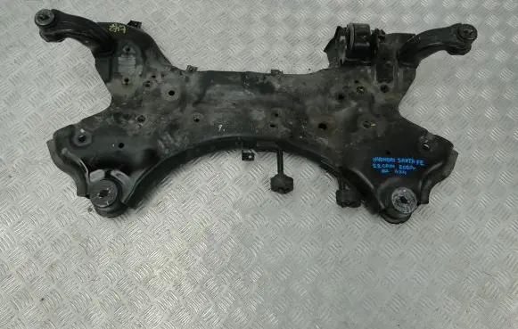 Hyundai Santa Fe Engine mounting bracket