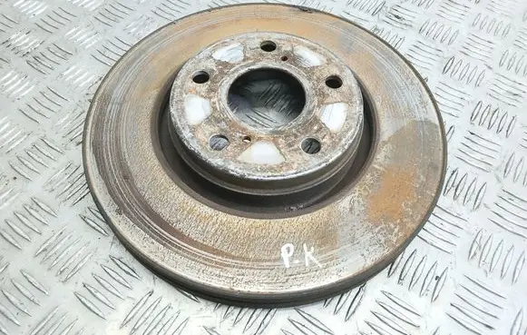 Toyota Avensis T270 Front brake disc