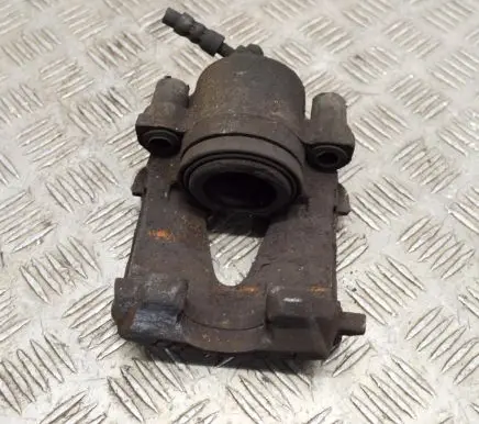 Seat Ibiza IV (6J,6P) Front brake caliper