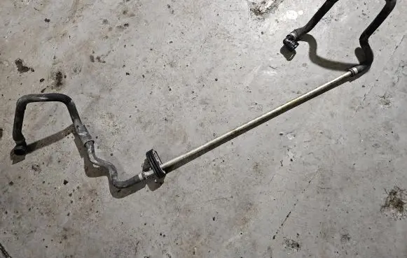 BMW 7 F01 F02 F03 F04 Engine coolant pipe/hose 17127580965