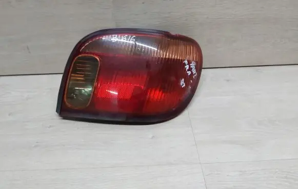 Toyota Yaris Rear/tail lights