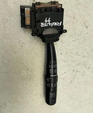 Subaru Forester SF Wiper control stalk 17A164LH2