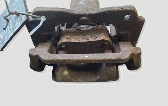 Toyota Corolla Verso E121 Rear brake caliper