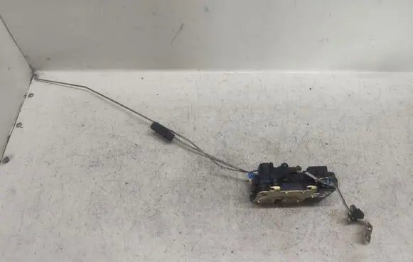 Peugeot Partner Front door lock