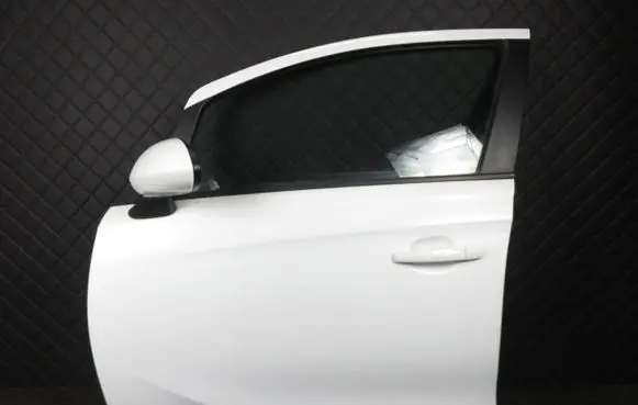 Opel Corsa E Front door 