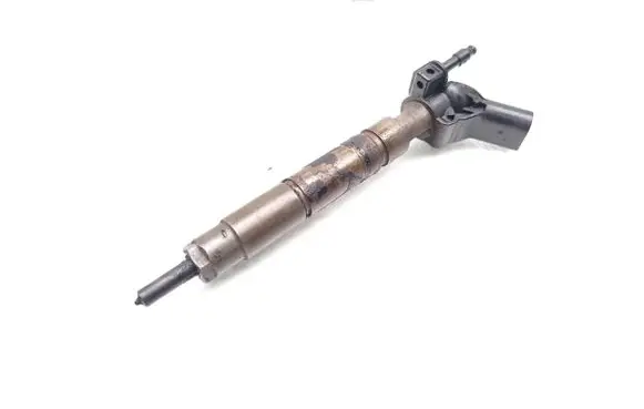 Chrysler 300 - 300C Fuel injector A6420700587 0445115027