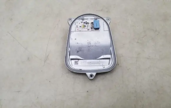 Mercedes-Benz A W176 Xenon control unit/module A1769066600