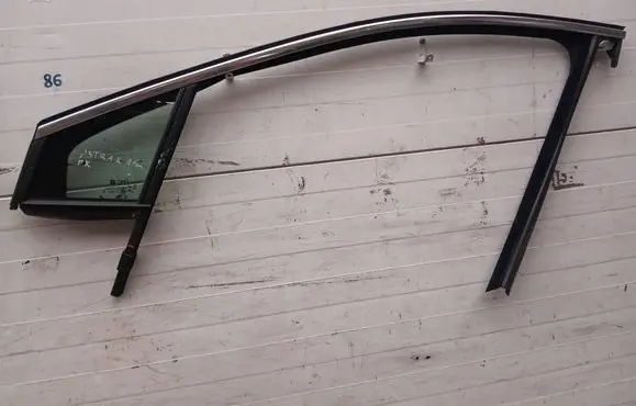Opel Astra K Rubber seal front door window/glass 565740102