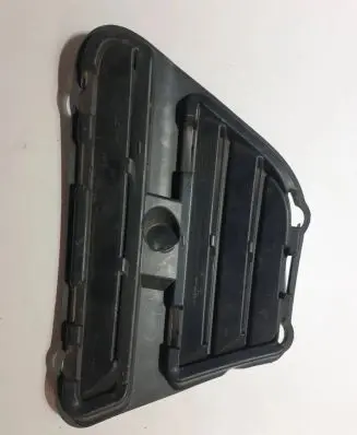 Ford Mustang V Front bumper lower grill DR3317B969AC 0006757