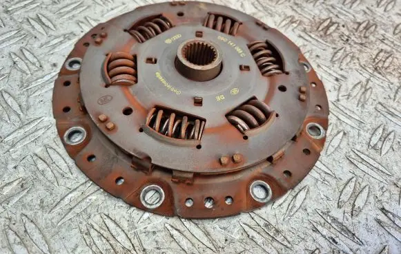 Clutch pressure plate
