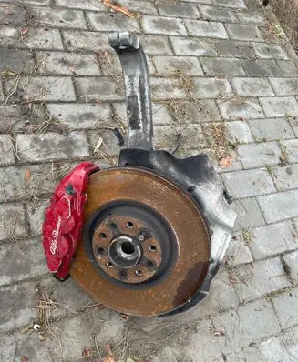 Alfa Romeo Stelvio Front wheel hub spindle knuckle